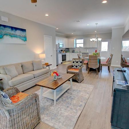 Yellow Beach Haven, Decks, Views, Mere Steps To Sand Galveston Eksteriør bilde