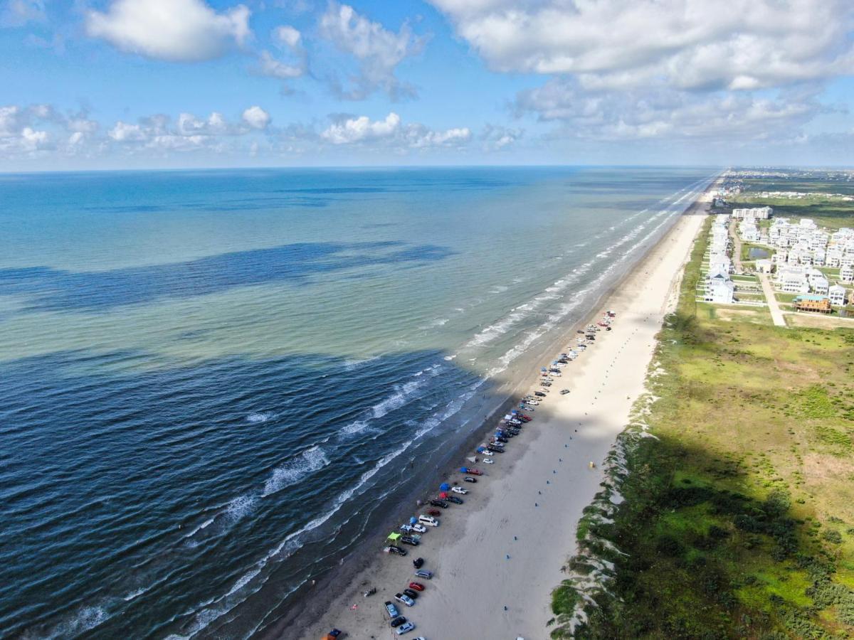 Yellow Beach Haven, Decks, Views, Mere Steps To Sand Galveston Eksteriør bilde